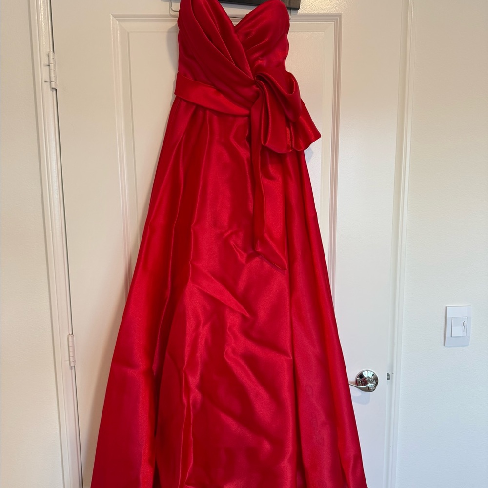Elegant Red Strapless Gown